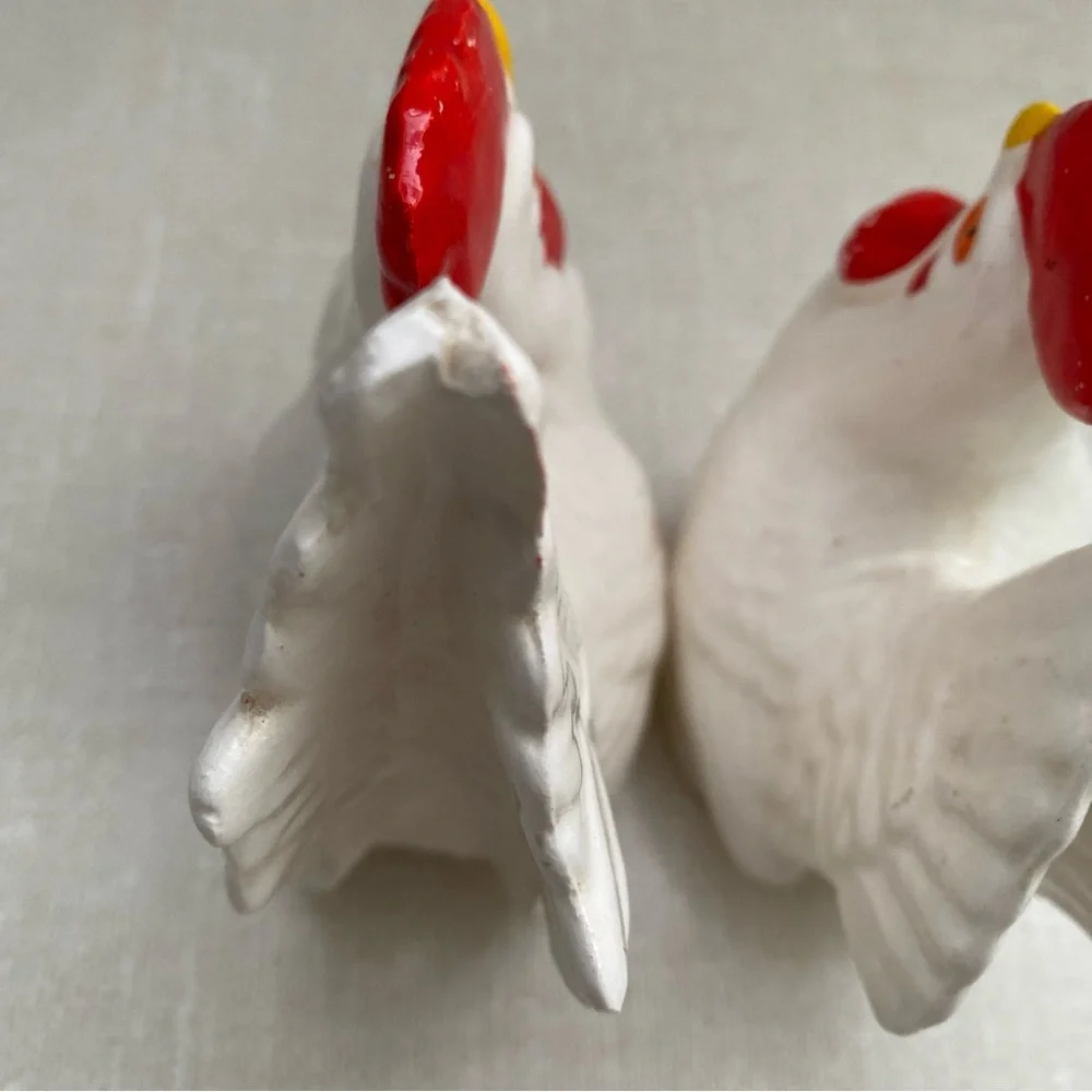 Vintage Japan Rooster Hen Chicken Salt And Pepper Shakers‎ Set